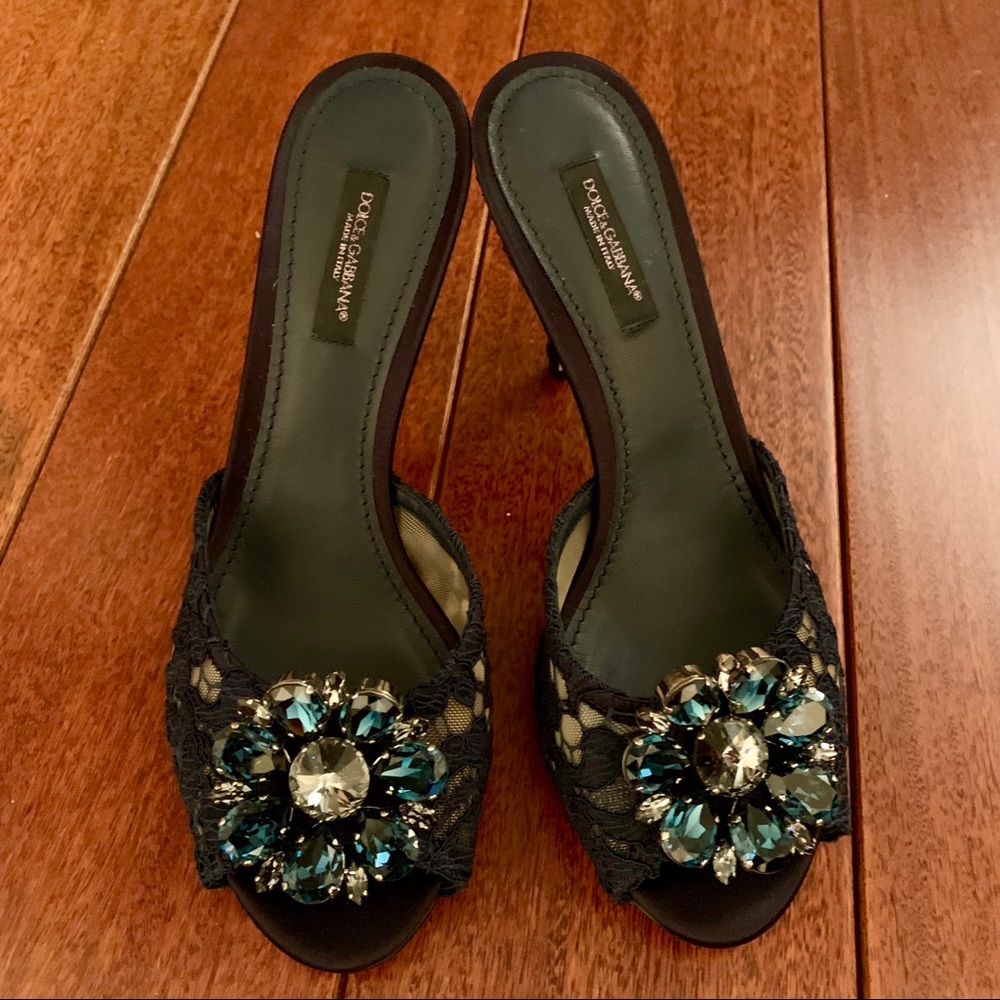 ⚡️SOLD! NIB DOLCE & GABBANA Blue Lace Crystal Pumps Heels - Picture 8 of 8